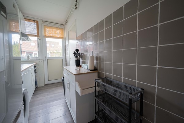 Medium property photo - Medemblikstraat 34-1, 1023 XR Amsterdam